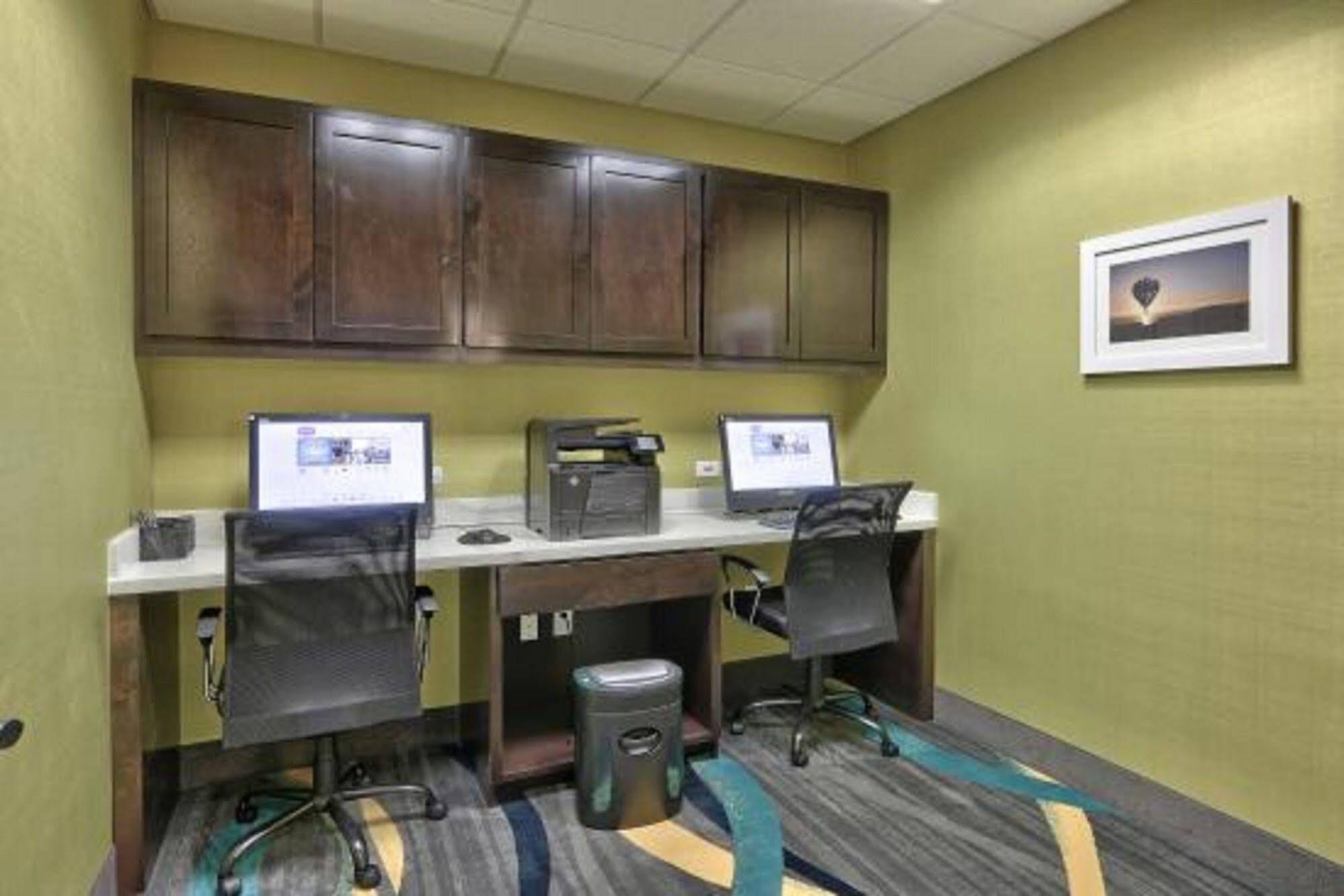 Hampton Inn Suites Flagstaff East Ngoại thất bức ảnh